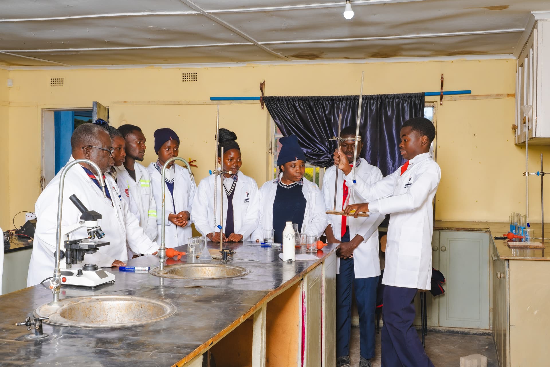 Science laboratory session at Futures Academy Secondary